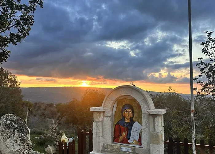 Dom wakacyjny Maisonette At The Olive Manor